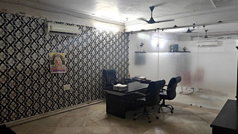 Team Area, civil lines Commercial Office Space in IT/SEZ 300 Sq.Yd. In Civil Lines Delhi 10649867