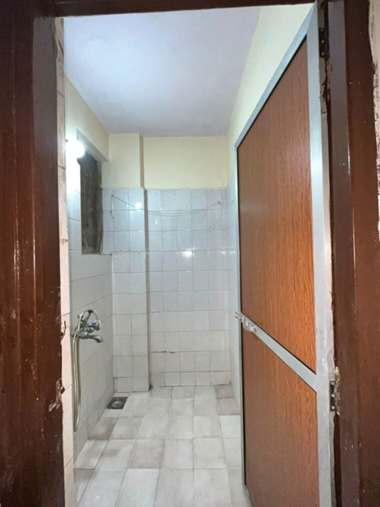 Bathroom, alica-nagar-chs 1 Bedroom 525 Sq.Ft. Apartment In Kandivali East Mumbai 10649876
