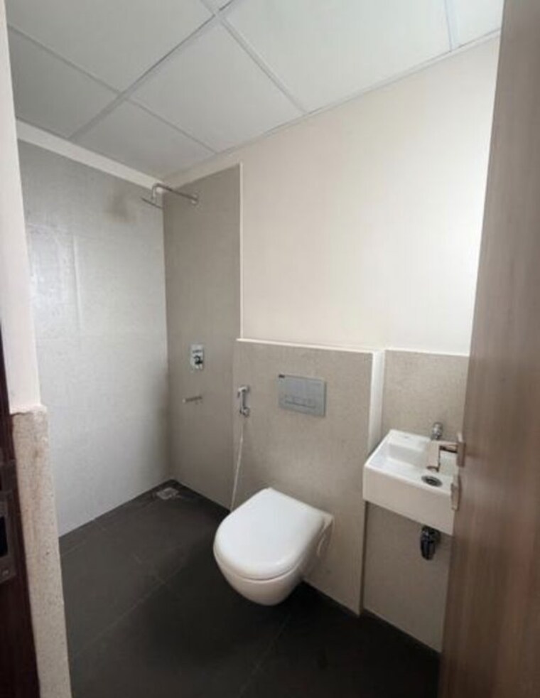 Bathroom, piramal-vaikunth 1 Bedroom 318 Sq.Ft. Apartment In Balkum Pada Thane 10649880
