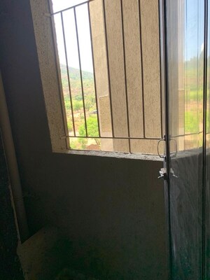 Room in 2 BHK Apartment at Vihang Valley Phase 3, Kasarvadavali – for Rent