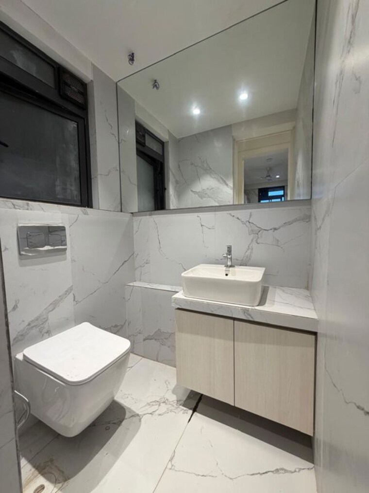 Bathroom, bandra west 3 Bedroom 1560 Sq.Ft. Apartment In Bandra West Mumbai 10649906