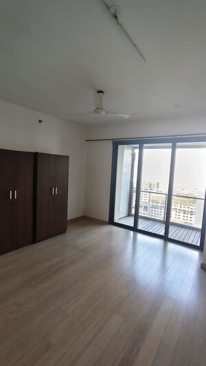 Room in 3 BHK Apartment at Lodha New Cuffe Parade, Wadala – for Sale