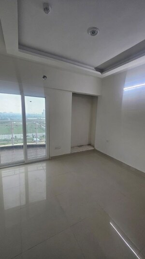 Room in 3 BHK Apartment at Samridhi Luxuriya Avenue, Sector 150 – for Sale