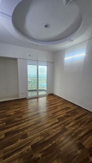3 BHK Apartment For Sale in Samridhi Luxuriya Avenue, Sector 150