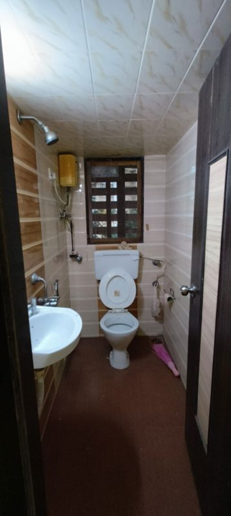Bathroom, eksar 2 Bedroom 670 Sq.Ft. Apartment In Eksar Mumbai 10649929
