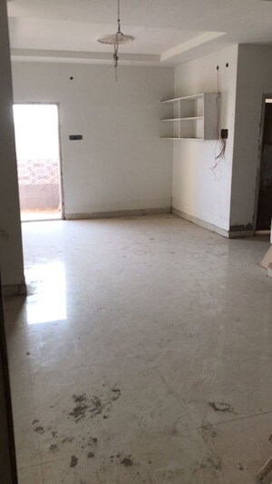  Apartment For Sale in Raghunadapalem