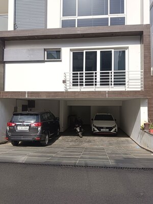 Parking in  Villa at Kismatpur – for Sale