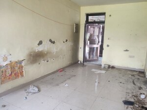 Room in  Apartment at Jagriti Vihar – for Sale