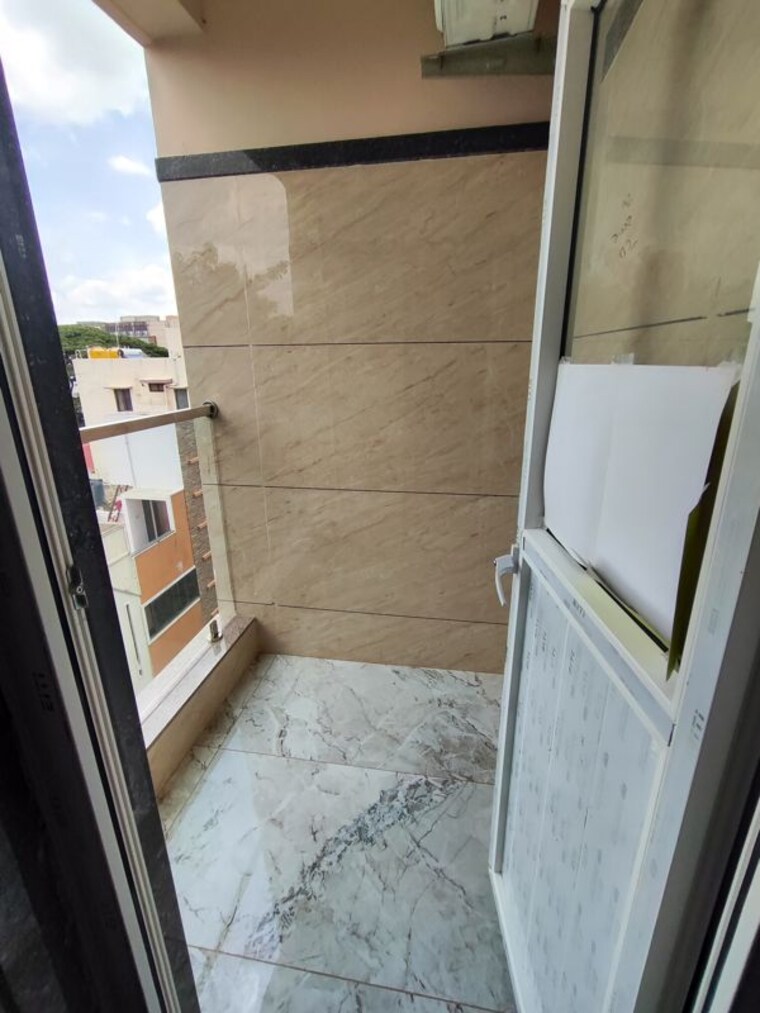 Balcony, koramangala 1 Bedroom 300 Sq.Ft. Builder Floor In Koramangala Bangalore 10650069