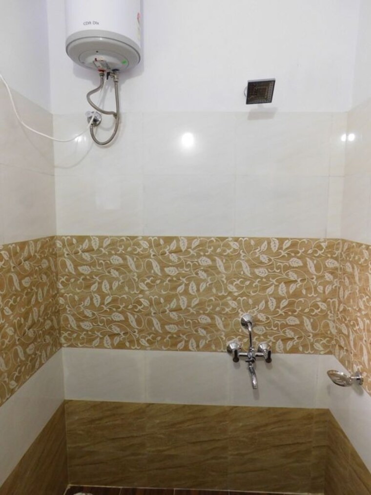 Bathroom, kondapur 2 Bedroom 1350 Sq.Ft. Builder Floor In Kondapur Hyderabad 10650085
