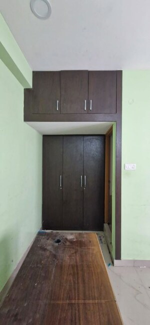 Furnished Amenities in 2 BHK Builder Floor at Kondapur – for Rent