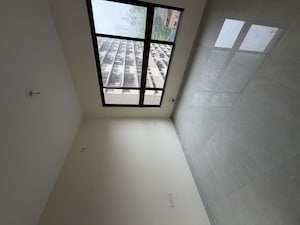Room in 1 BHK Apartment at Siddha Sky Phase 3, Wadala – for Rent