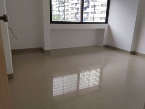 Room in 2 BHK Apartment at Kumar Pebble Park, Hadapsar – for Rent