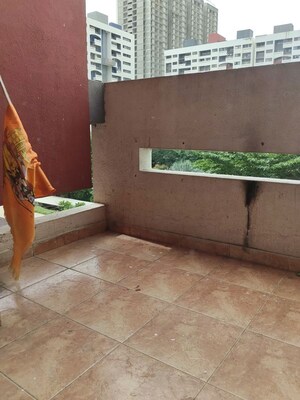 Furnished Amenities in 2 BHK Apartment at Kumar Pebble Park, Hadapsar – for Rent
