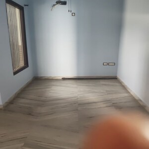 Room in 2 BHK Builder Floor at Sector 9 – for Rent