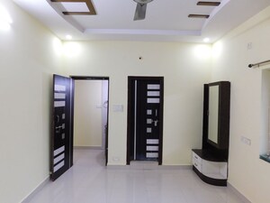 Building Lobby in 3 BHK Builder Floor at Kondapur – for Rent