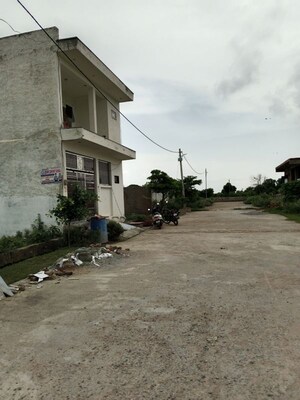  Plot – Exterior View View at Gwalior Road - for Sale