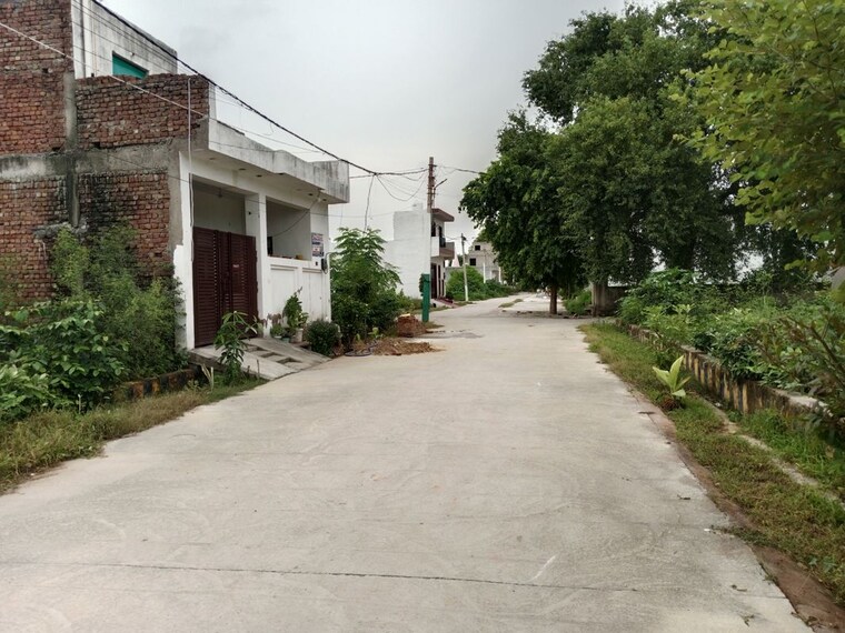 Exterior View, gwalior road  100 Sq.Yd. Plot In Gwalior Road Agra 10650172