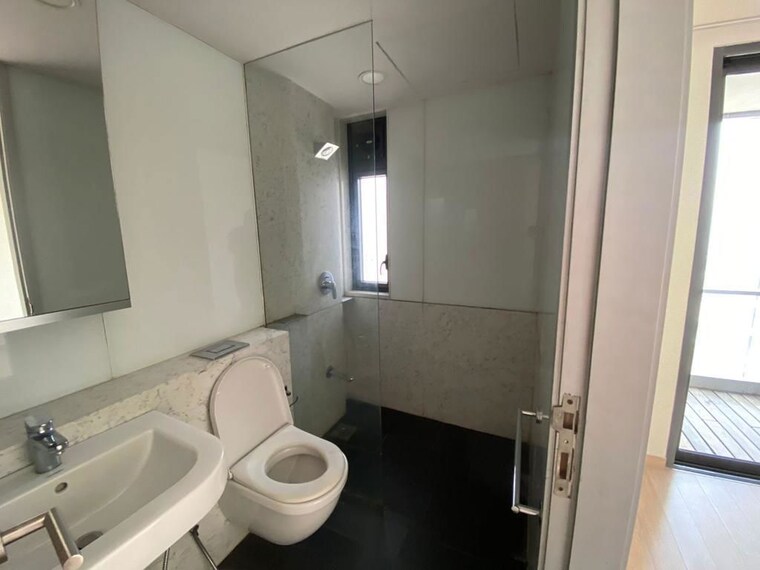 Bathroom, lodha-new-cuffe-parade 3 Bedroom 1319 Sq.Ft. Apartment In Wadala Mumbai 10650185