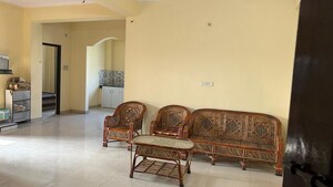 Bedroom in 3 BHK Apartment at Hazratganj – for Rent