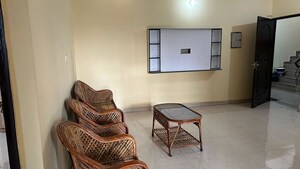 Living Room in 3 BHK Apartment at Hazratganj – for Rent