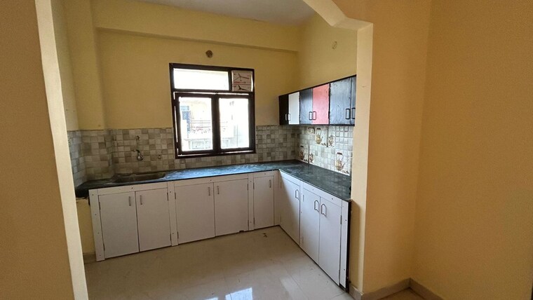 Kitchen, hazratganj 3 Bedroom 1480 Sq.Ft. Apartment In Hazratganj Lucknow 10650182