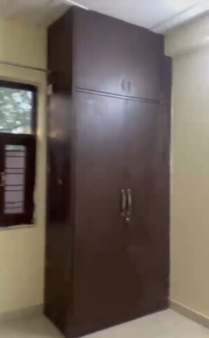 Furnished Amenities in 1 BHK Builder Floor at Sector 9 – for Rent
