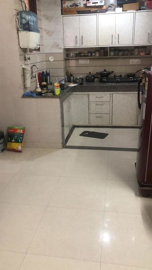 Bathroom in 1 BHK Builder Floor at Sector 46 – for Rent
