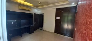 Room in 3 BHK Apartment at Omaxe The Nile, Sector 49 – for Rent