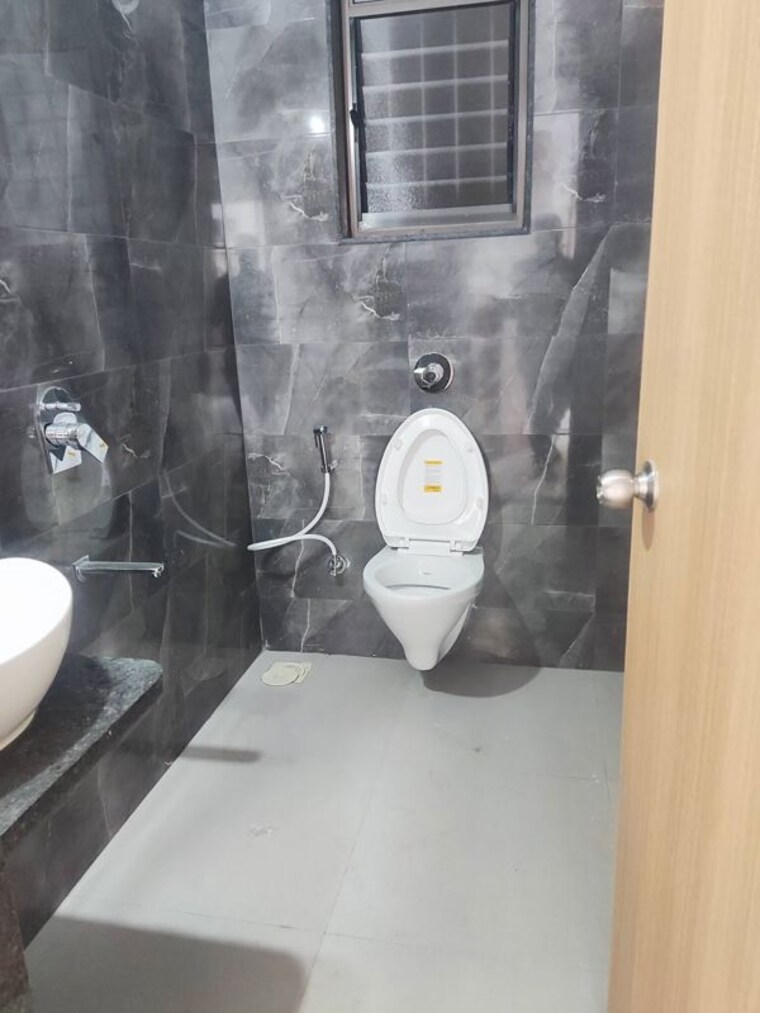 Bathroom, sagitarius-bluegrass-residences 1 Bedroom 550 Sq.Ft. Apartment In Kalyani Nagar Pune 10650230