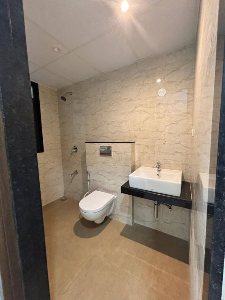 Bathroom, hermes-heritage-homes 1 Bedroom 550 Sq.Ft. Apartment In Shastrinagar Pune 10650234