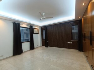Room in 4 BHK Builder Floor at East Of Kailash – for Rent
