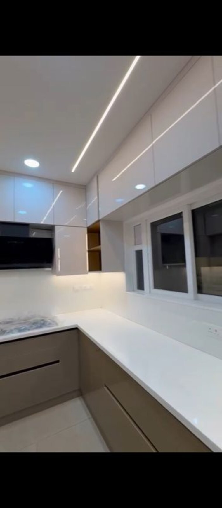 Kitchen, prestige-beverly-hills 3 Bedroom 2124 Sq.Ft. Apartment In Kokapet Hyderabad 10650229