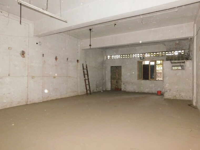  Parking, hill-view-industrial-estate Commercial Warehouse 1020 Sq.Ft. In Ghatkopar West Mumbai 10650235