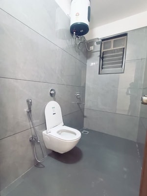 Bathroom in 2 BHK Apartment at Kumar Kruti, Kalyani Nagar – for Rent