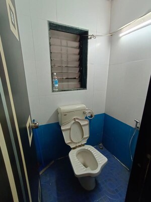 Bathroom in 1.5 BHK Apartment at Shubhashree Apartmaent Akurdi, Akurdi – for Rent
