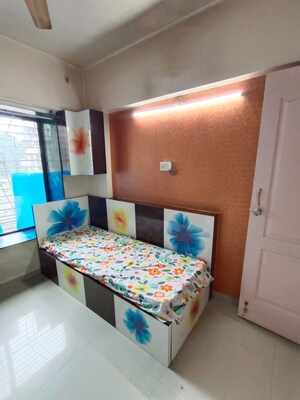 Bedroom in 1.5 BHK Apartment at Shubhashree Apartmaent Akurdi, Akurdi – for Rent