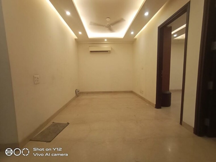 Room, greater kailash i 3 Bedroom 208 Sq.Yd. Builder Floor In Greater Kailash I Delhi 10650255