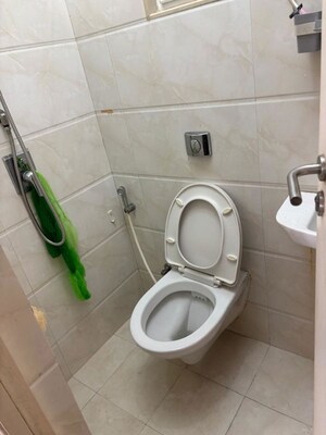 Bathroom in 1 BHK Apartment at Chembur – for Rent