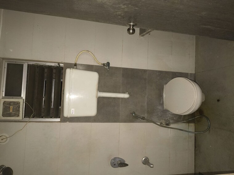 Bathroom, unique-poonam-estate-cluster-2 2 Bedroom 674 Sq.Ft. Apartment In Mira Road Thane 10650276