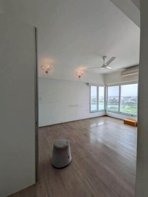 Bathroom in 3 BHK Apartment at Marathon Monte South, Byculla West – for Rent