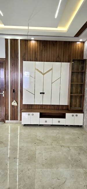Room in 4 BHK Independent House at Kharar Mohali Road – for Sale