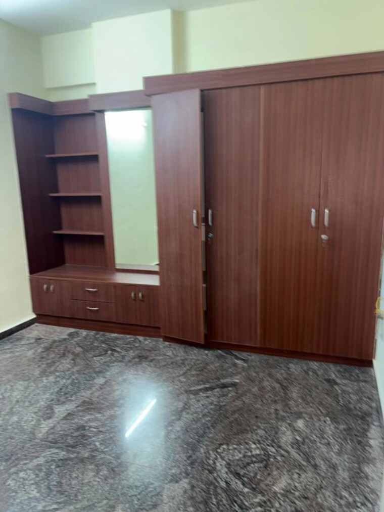 Room, nri layout 2 Bedroom 900 Sq.Ft. Apartment In Nri Layout Bangalore 10650293
