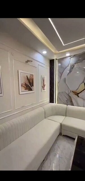 Bathroom in 3 BHK Builder Floor at Mohan Garden – for Sale