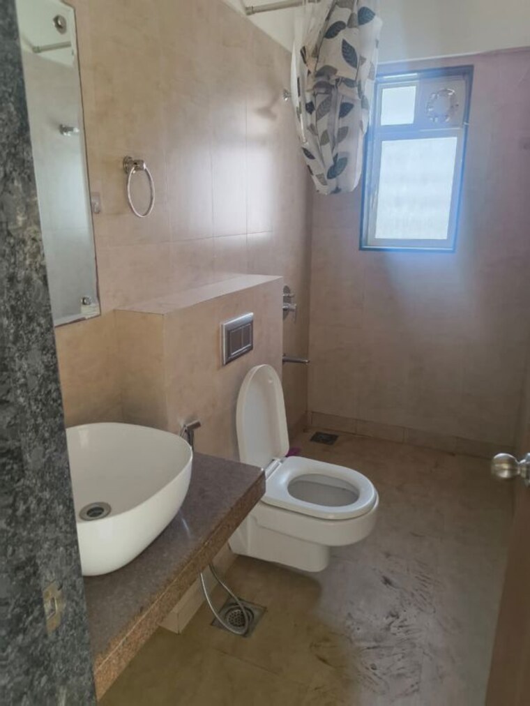 Bathroom, sabari-sangam 2 Bedroom 750 Sq.Ft. Apartment In Chembur Mumbai 10650326