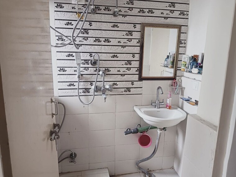 Bathroom, conscient-habitat-78 3 Bedroom 629 Sq.Ft. Apartment In Sector 78 Faridabad 10650345