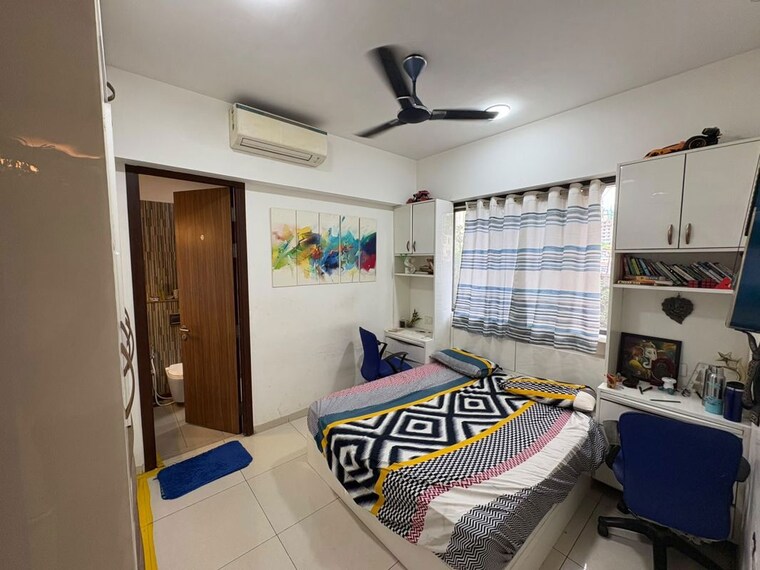 Bedroom, shapoorji-pallonji-vicinia 3 Bedroom 1068 Sq.Ft. Apartment In Powai Mumbai 10650341