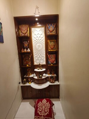Furnished Amenities in 2 BHK Apartment at Lodha Amara, Kolshet Road – for Rent