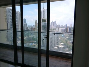 Building Lobby in 3 BHK Apartment at Piramal Mahalaxmi Central Tower, Mahalaxmi – for Sale