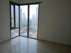 Room in 3 BHK Apartment at Piramal Mahalaxmi Central Tower, Mahalaxmi – for Sale